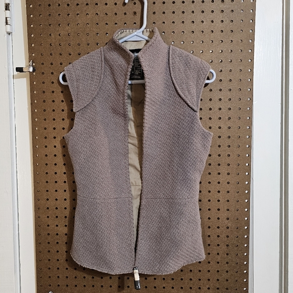 Rey Skywalker Resistance Vest - Picture 1 of 3